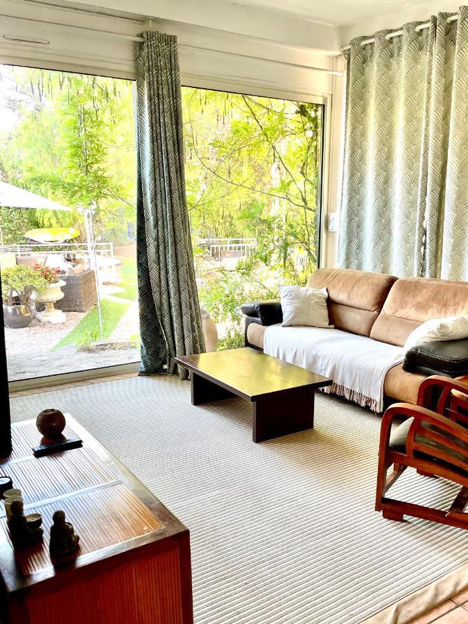 ラシオタLes Pinsonsアパートメント エクステリア 写真